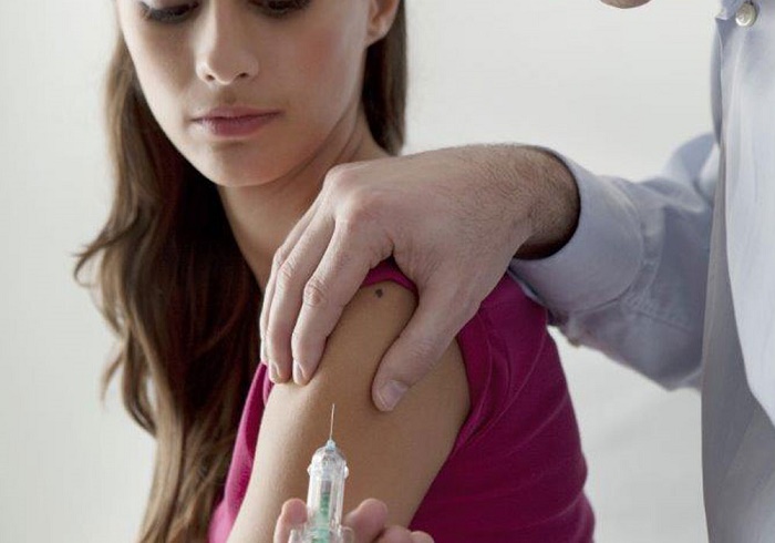 vaccino antimeningococco gratis a tutti i ragazzi